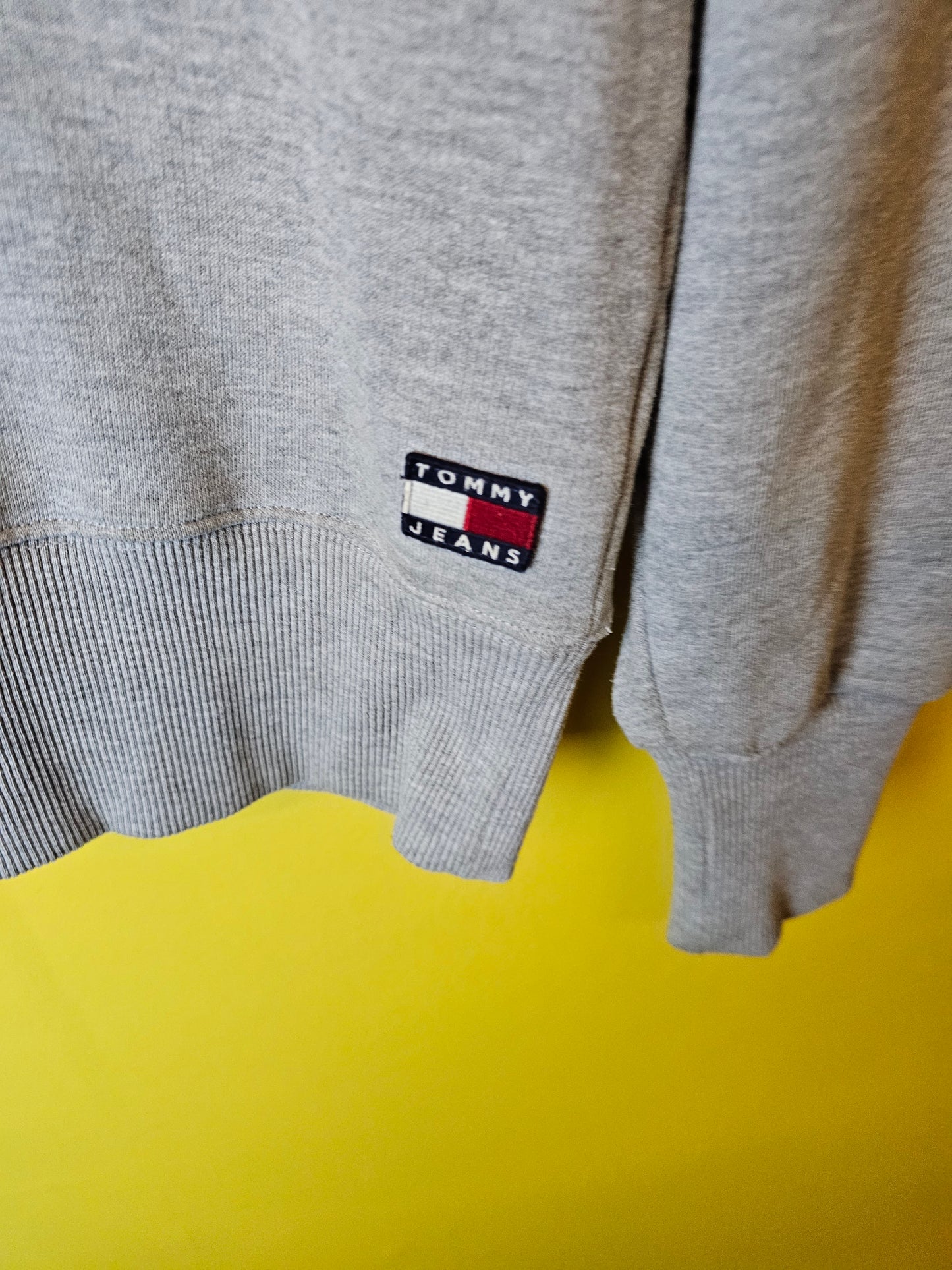 Tommy Jeans Embroidered Flag Sweater (S)
